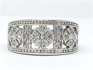 10K Solid White Gold Diamond Maltese Cross Ring Size 5.75